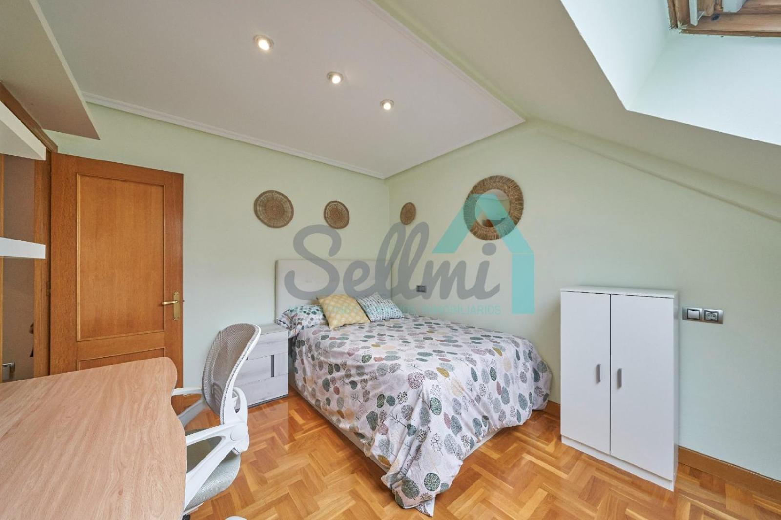Atico Salesas Apartment Oviedo Exterior photo